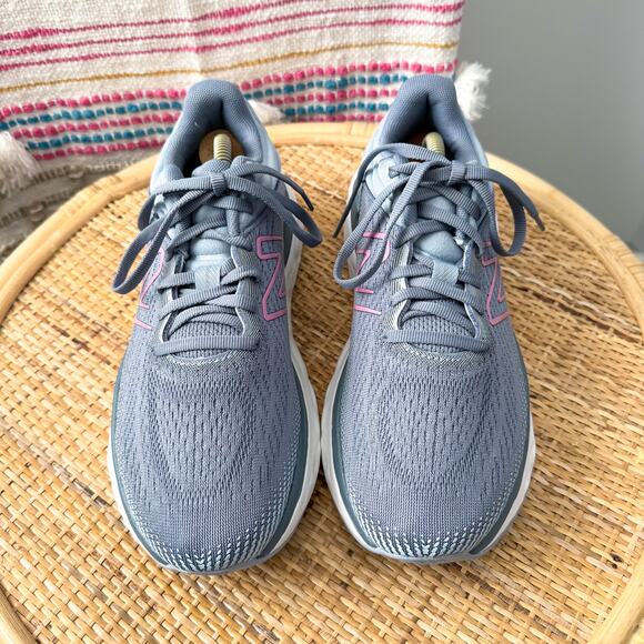 New Balance Fresh Foam W840FLS Arctic Grey Raspberry Sneakers Women’s 7 Wide - Picture 3 of 8